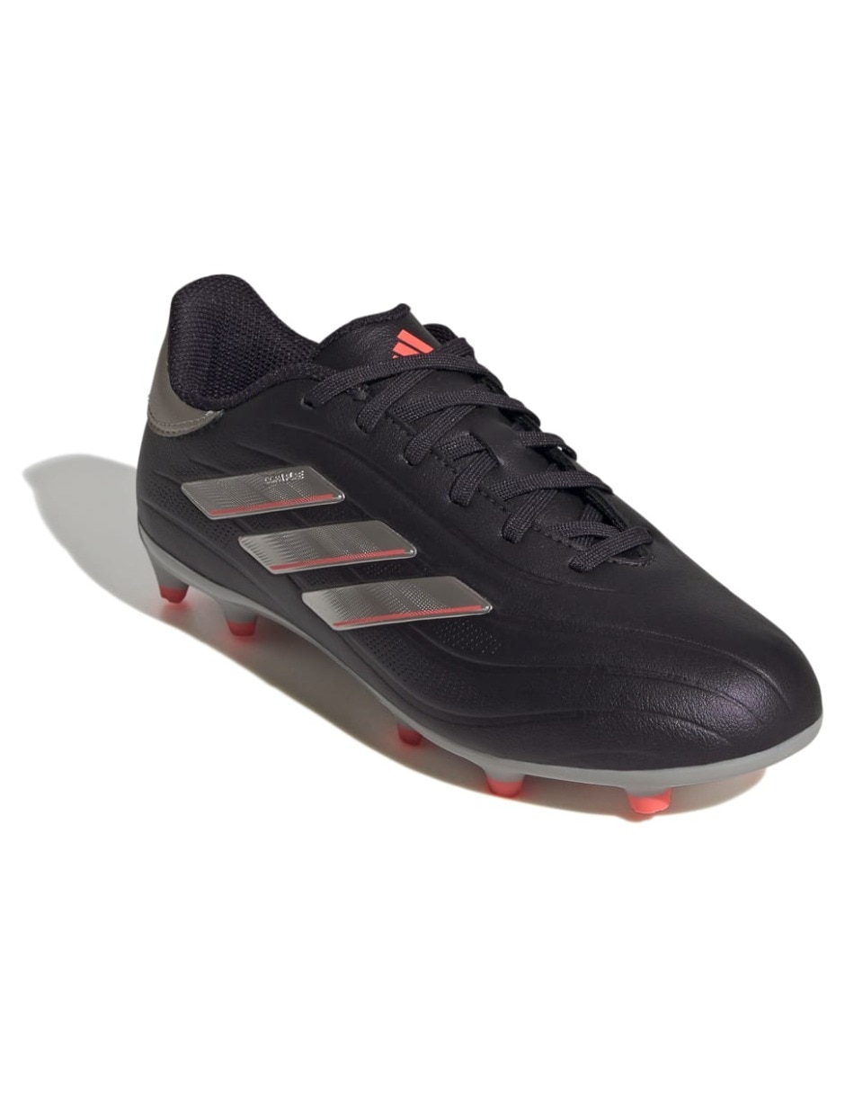 Tenis Adidas de niño para fútbol