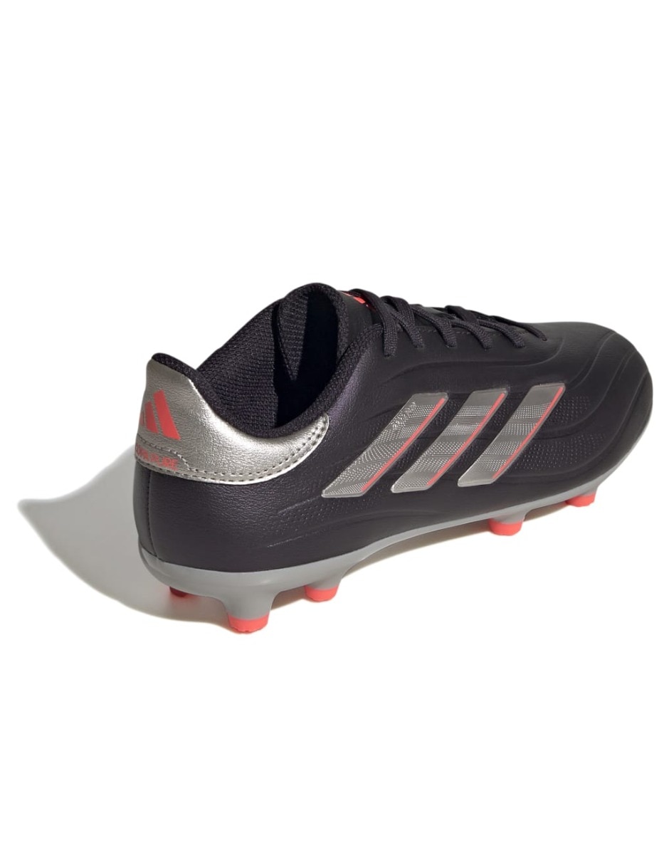 Tenis Adidas de niño para fútbol