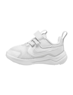 Tenis nike cosmic runner de niño para entrenamiento
