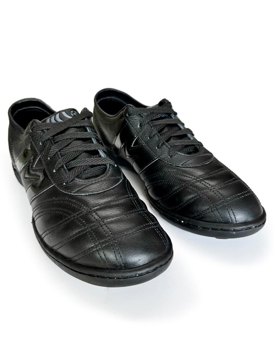 Tenis para fútbol Manriquez de niño