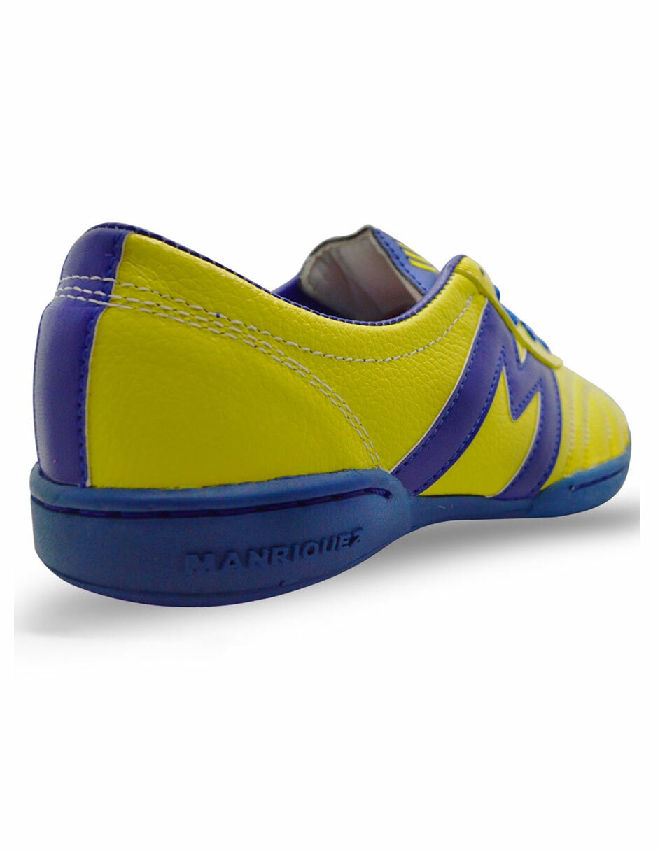 Tenis para fútbol Manriquez de niño