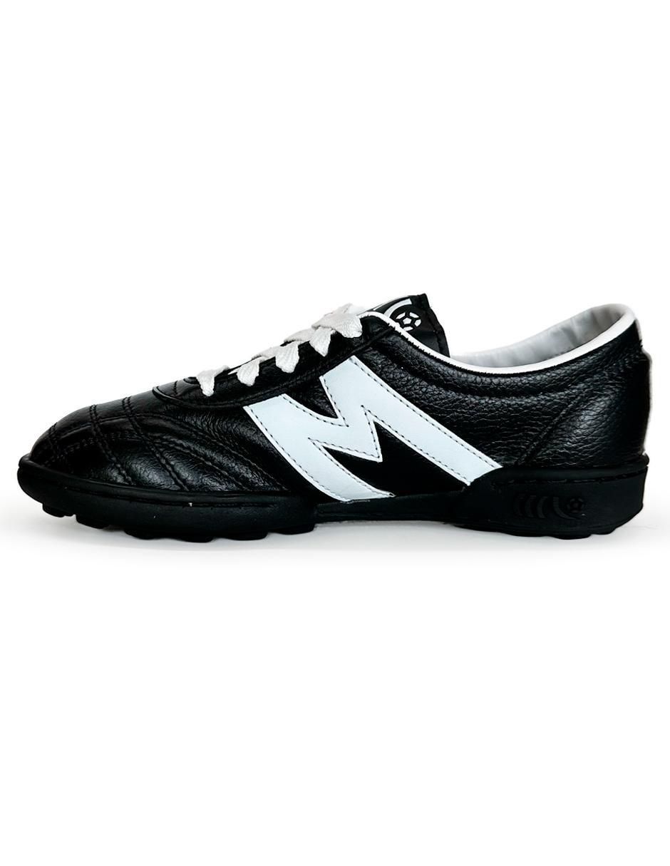 Tenis para fútbol Manriquez de niño