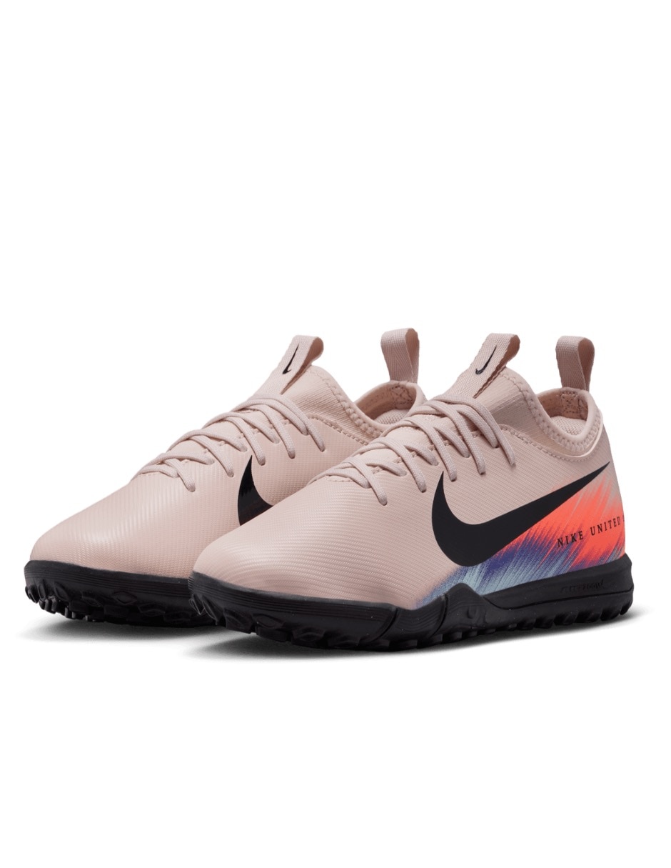 Tenis Nike de niño para fútbol
