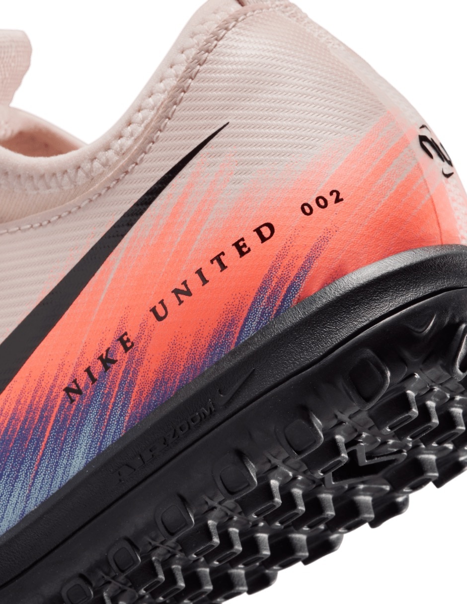 Tenis Nike de niño para fútbol