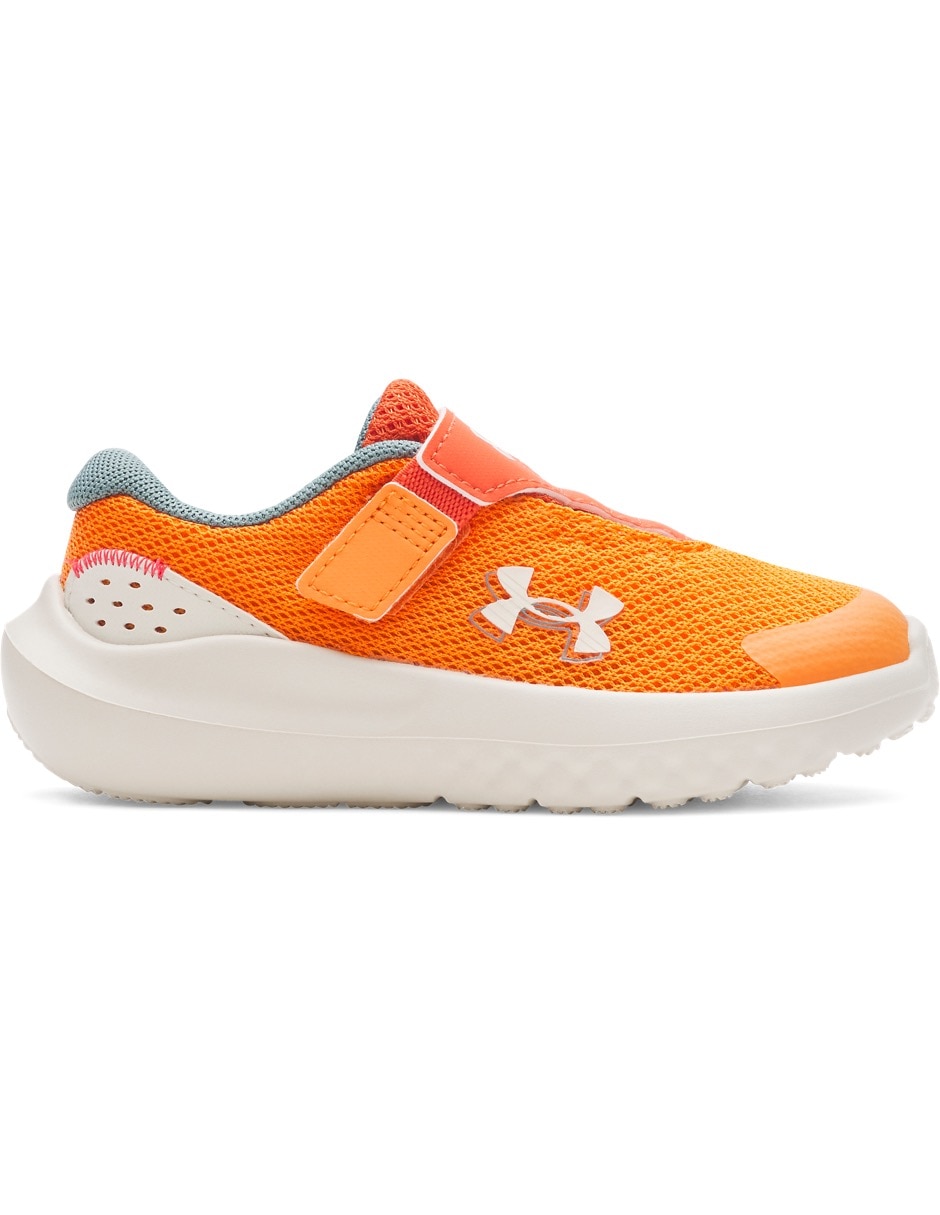 Tenis Ua Surge 4 Ac para correr Under Armour de niña