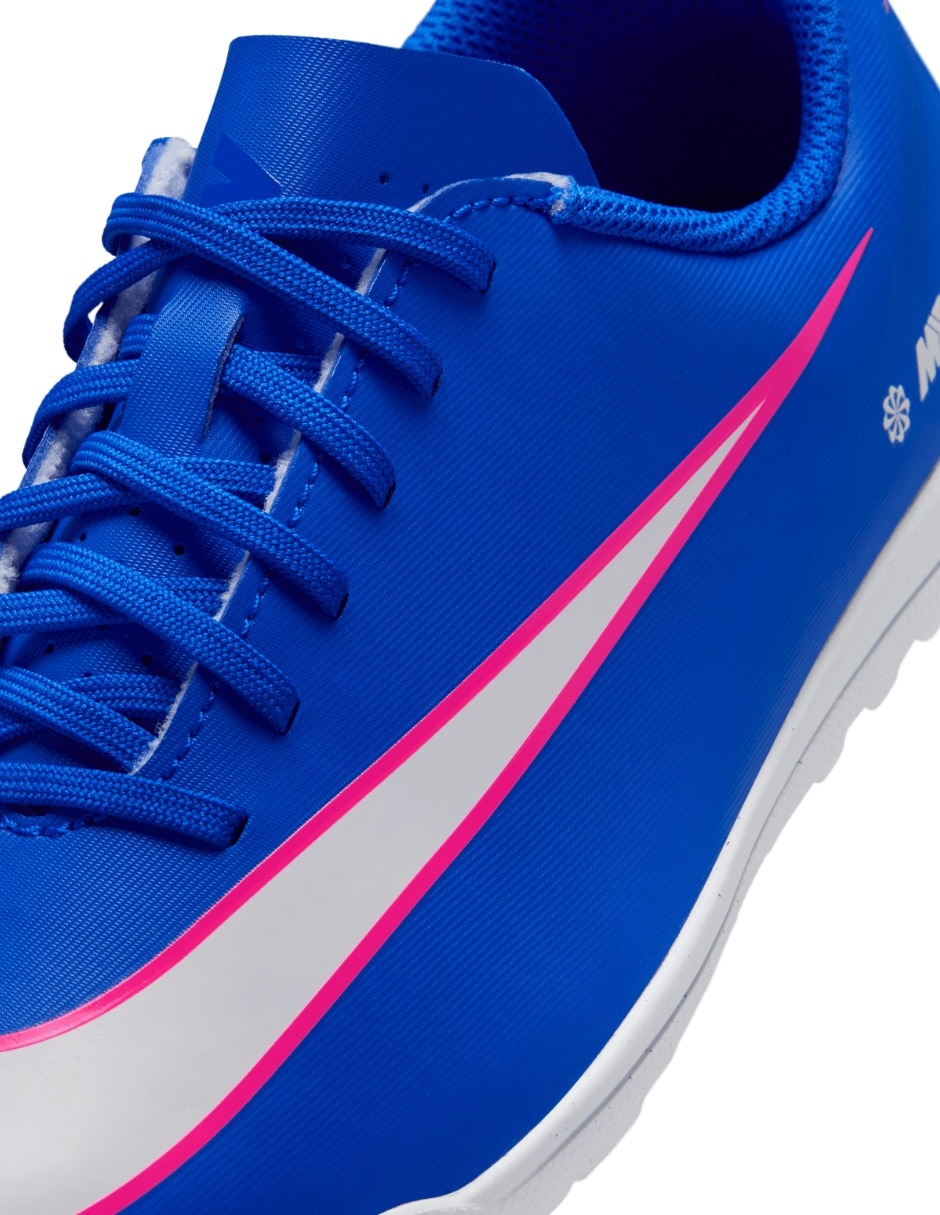 Tenis Nike de niño para fútbol