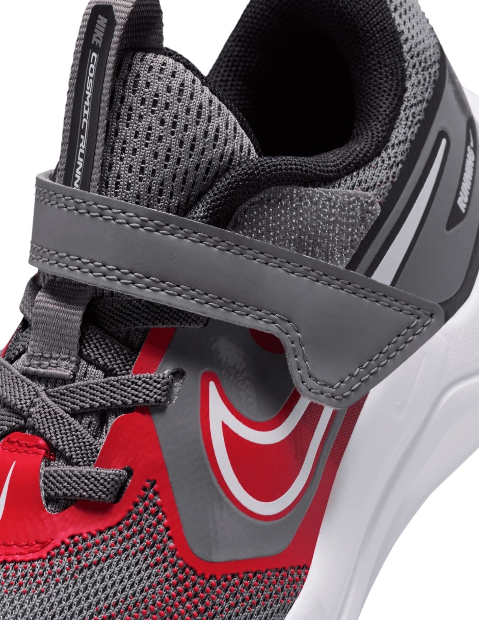Tenis Nike para niño Cosmic Runner