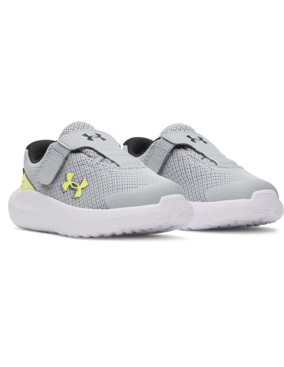Tenis UA Surge 4 AC para correr Under Armour de niño