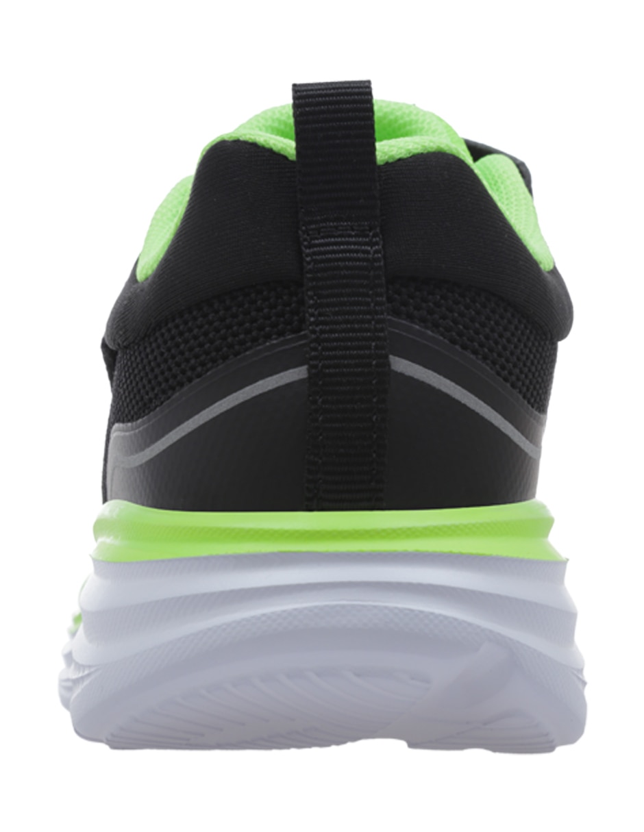 Tenis para entrenamiento lotto mgt black de niño