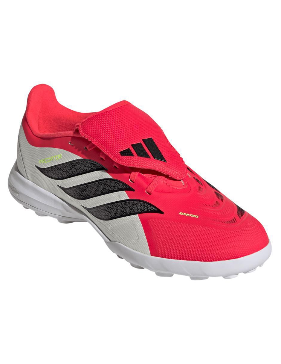 Tenis Adidas infantil para fútbol