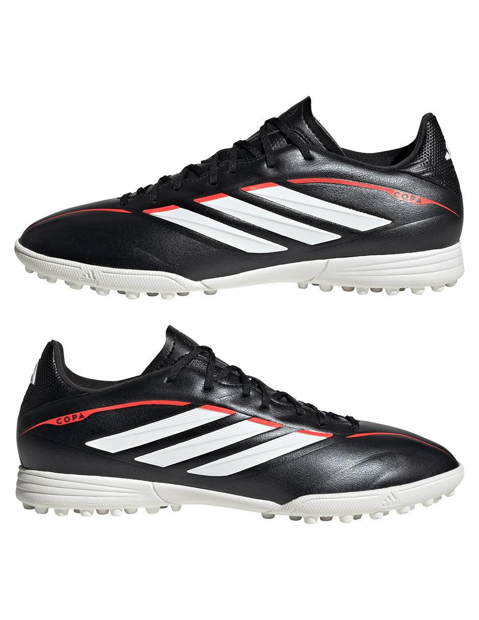 Tenis unisex para fútbol 17