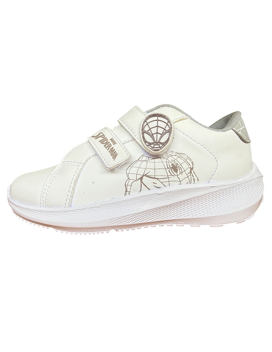 Tenis casual de niño
