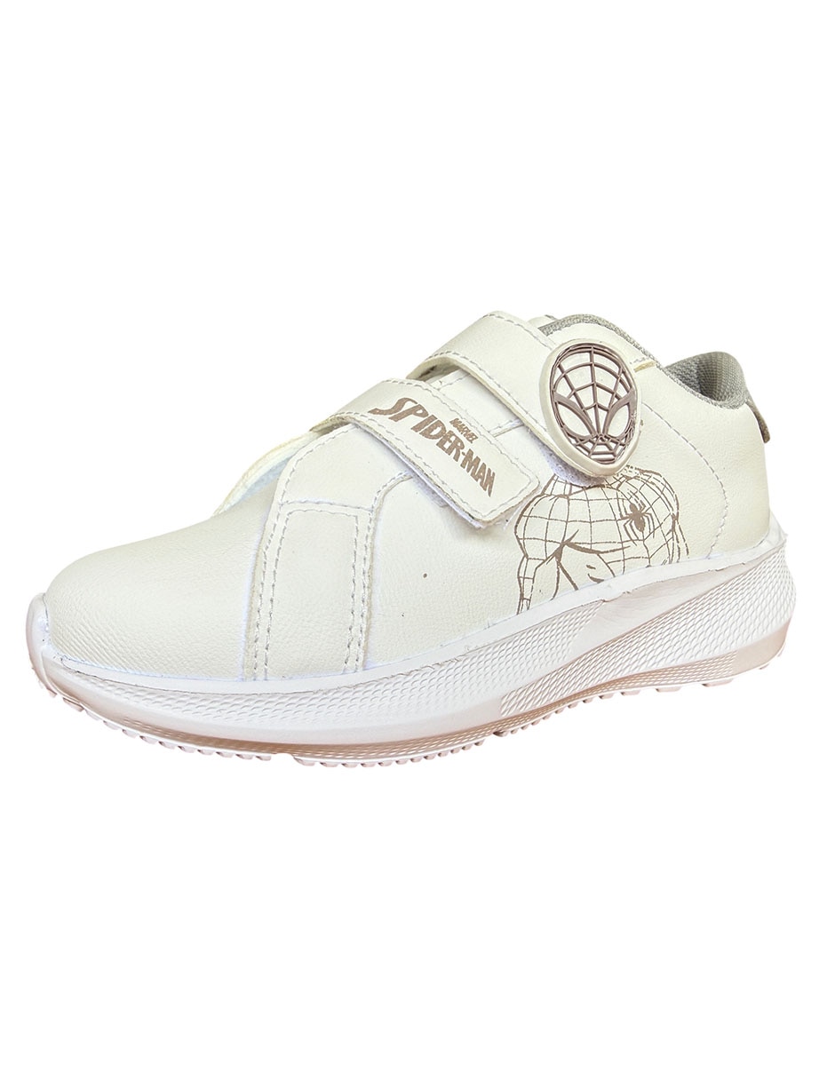 Tenis casual de niño