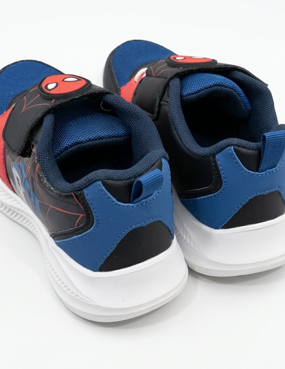 Tenis Spiderman de niño 2